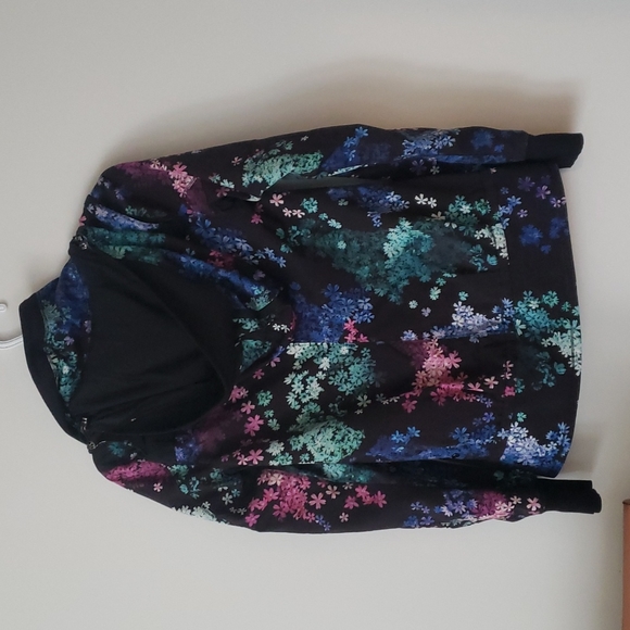 Lululemon Run: Bandit Jacket- Petal Pop Multi/black, size 4 jacket - Picture 7 of 7